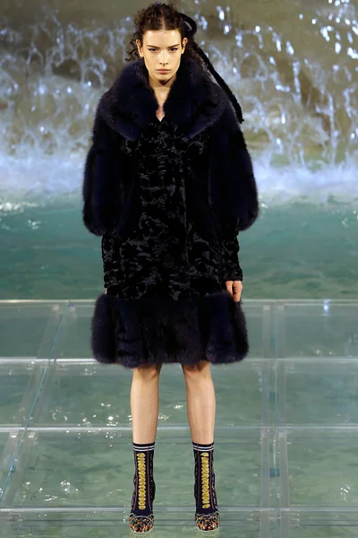 Look 22